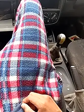 Snapshot of IssuedEcho chatting on 1, 3, 2026 IssuedEcho online show from 1, 3, 2026