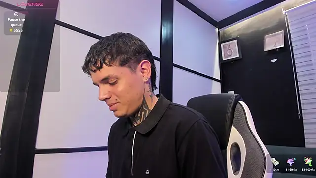 Declan-Fox online show from 9, 10, 2025