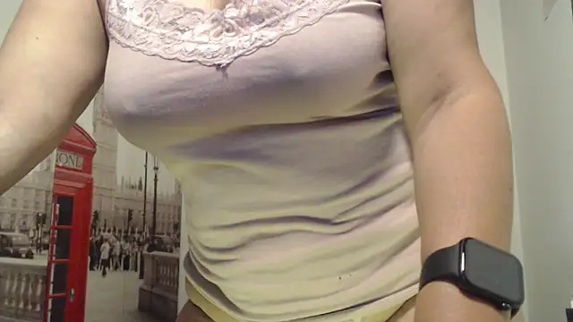 Alejandra mature online show from 12, 9, 2025