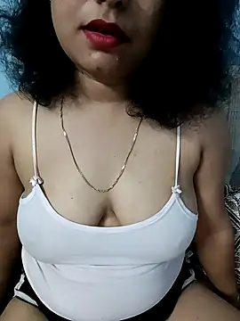 Snapshot of Deliciouskimi chatting on 3, 5, 2026 Deliciouskimi online show from 3, 5, 2026