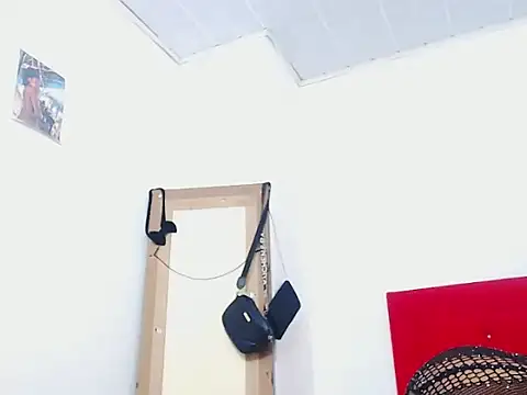 whitneytt online show from 24, 9, 2025