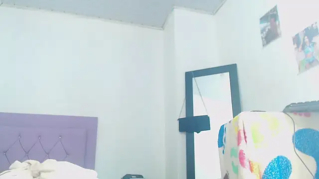 whitneytt online show from 10, 10, 2025