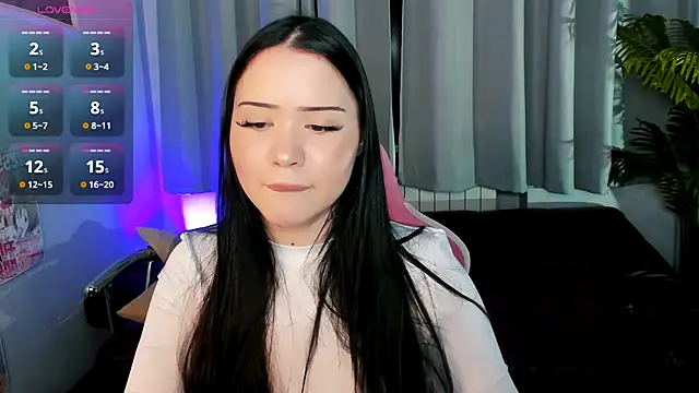 Snapshot of _spicygirl chatting on 4, 12, 2025 spicygirl online show from 4, 12, 2025