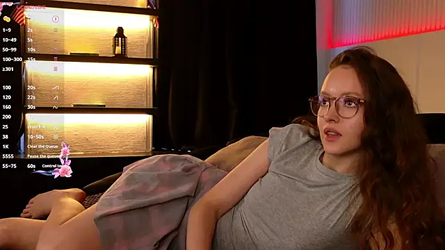 SallyPinkman online show from 8, 11, 2025