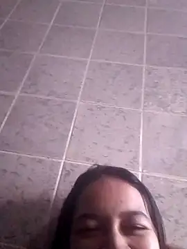 Snapshot of Cachorrinha2025 chatting on 13, 9, 2025 Cachorrinha2025 online show from 13, 9, 2025