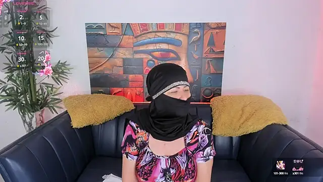 Snapshot of zahra_isawii chatting on 28, 9, 2025 zahra isawii online show from 28, 9, 2025