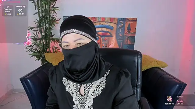 Snapshot of zahra_isawii chatting on 6, 10, 2025 zahra isawii online show from 6, 10, 2025
