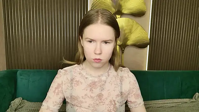 Snapshot of Alida_Brice chatting on 18, 4, 2026 Alida Brice online show from 18, 4, 2026