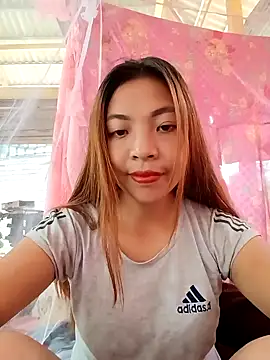 Snapshot of -Miu-98 chatting on 23, 9, 2025 -Miu-98 online show from 23, 9, 2025