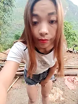 Snapshot of -Miu-98 chatting on 1, 10, 2025 -Miu-98 online show from 1, 10, 2025