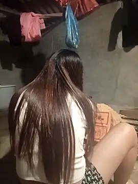 Snapshot of -Miu-98 chatting on 8, 11, 2025 -Miu-98 online show from 8, 11, 2025