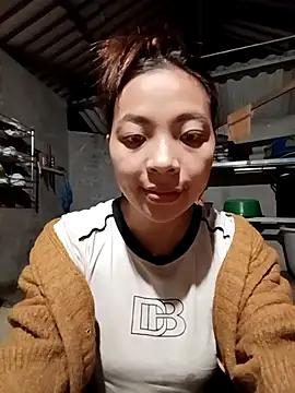 Snapshot of -Miu-98 chatting on 22, 11, 2025 -Miu-98 online show from 22, 11, 2025