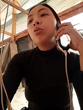 Snapshot of -Miu-98 chatting on 3, 12, 2025 -Miu-98 online show from 3, 12, 2025