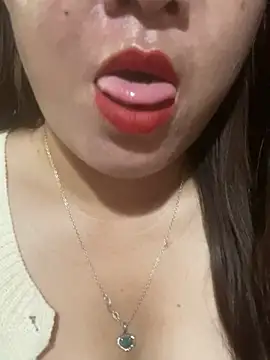 Luna-ass online show from 19, 3, 2026