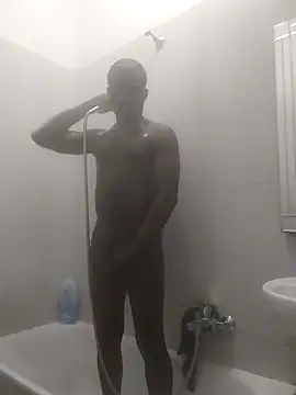 Snapshot of Kwasi-a chatting on 13, 10, 2025 Kwasi-a online show from 13, 10, 2025