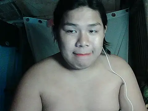 Snapshot of Huntrix2025 chatting on 12, 4, 2026 Huntrix2025 online show from 12, 4, 2026