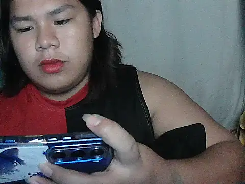 Snapshot of Huntrix2025 chatting on 8, 5, 2026 Huntrix2025 online show from 8, 5, 2026