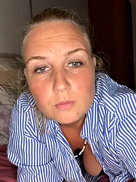 The Real Blondie online show from 14, 9, 2025