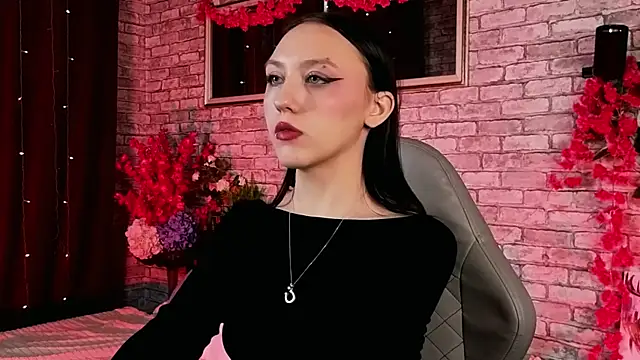 AdeliceLenoir online show from 19, 9, 2025