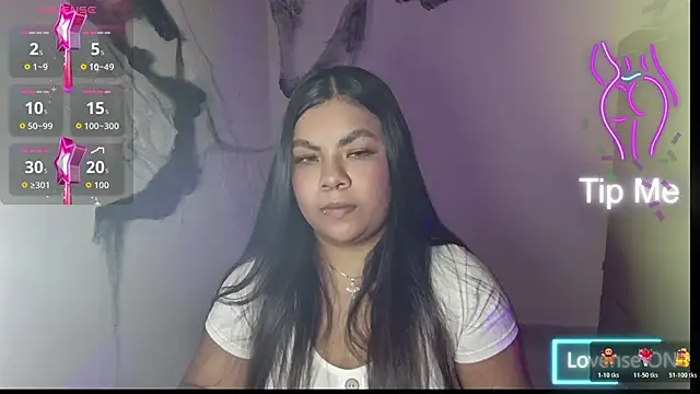 Snapshot of SabrinaSalazar11_ chatting on 23, 10, 2025 SabrinaSalazar11 online show from 23, 10, 2025