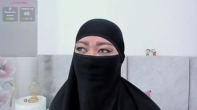 Snapshot of Jadiya_ chatting on 14, 10, 2025 Jadiya online show from 14, 10, 2025