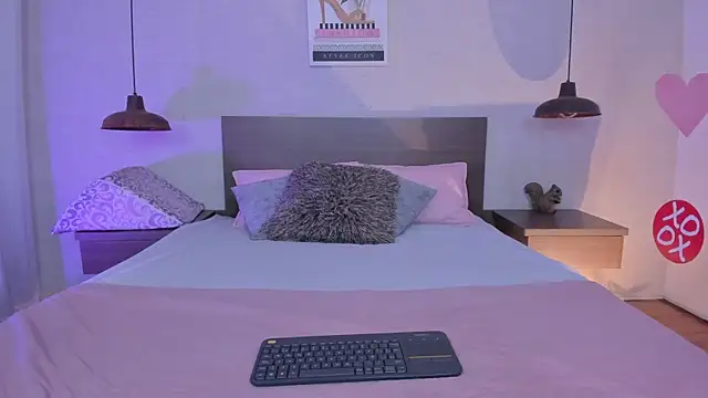 cloehill  online show from 3, 3, 2026