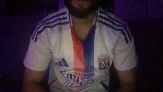 Snapshot of flambeur93 chatting on 24, 9, 2025 flambeur93 online show from 24, 9, 2025