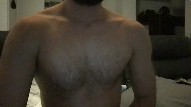 Snapshot of flambeur93 chatting on 16, 11, 2025 flambeur93 online show from 16, 11, 2025