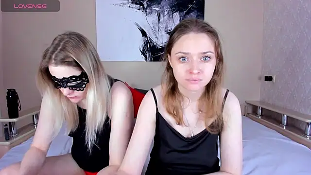 Snapshot of Linda_Bryant-Eva chatting on 16, 11, 2025 Linda Bryant-Eva online show from 16, 11, 2025