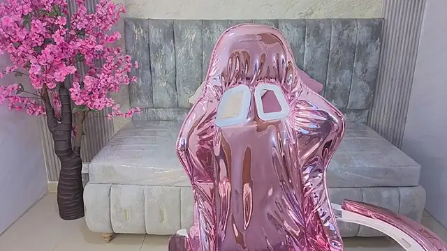 lilith4 s online show from 27, 10, 2025