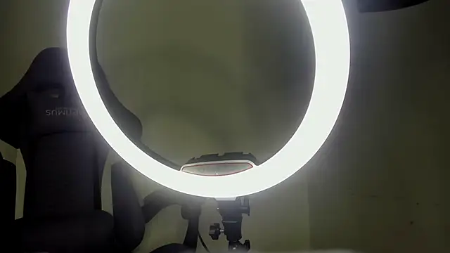 angelkyraasm online show from 16, 3, 2026