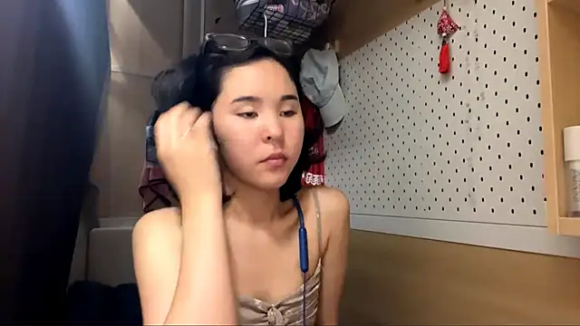 JennyCarpenter online show from 9, 6, 2026