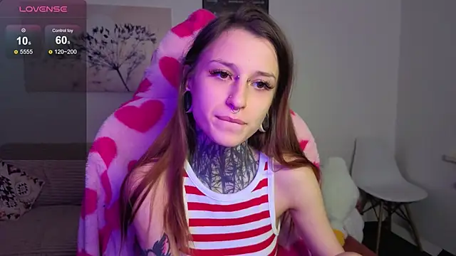 LilithPoison online show from 3, 10, 2025