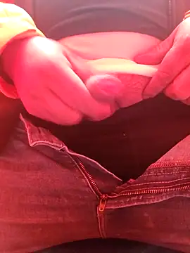 Snapshot of matatan0323 chatting on 12, 11, 2025 matatan0323 online show from 12, 11, 2025