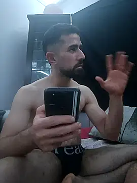 Snapshot of HAMADA__11 chatting on 18, 10, 2025 HAMADA 11 online show from 18, 10, 2025