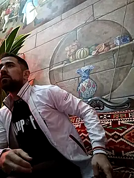 Snapshot of HAMADA__11 chatting on 19, 12, 2025 HAMADA 11 online show from 19, 12, 2025