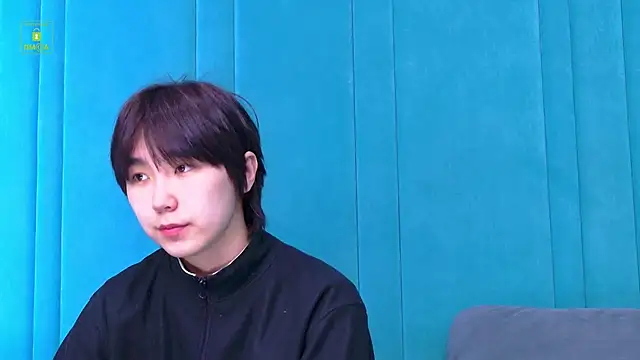 HeejinWang online show from 10, 4, 2026