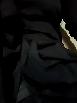 Snapshot of Aaisha-16 chatting on 18, 11, 2025 Aaisha-16 online show from 18, 11, 2025