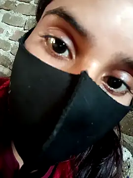 Snapshot of Aaisha-16 chatting on 5, 12, 2025 Aaisha-16 online show from 5, 12, 2025