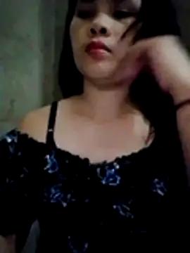 Snapshot of sweet_bella16 chatting on 14, 10, 2025 sweet bella16 online show from 14, 10, 2025
