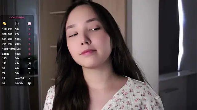 RenaeConnerley online show from 19, 9, 2025