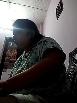 Snapshot of aliya-jaan71 chatting on 7, 11, 2025 aliya-jaan71 online show from 7, 11, 2025