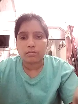 Snapshot of aliya-jaan71 chatting on 16, 11, 2025 aliya-jaan71 online show from 16, 11, 2025