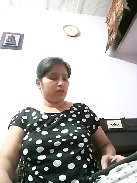 Snapshot of aliya-jaan71 chatting on 11, 5, 2026 aliya-jaan71 online show from 11, 5, 2026