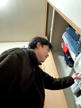 Snapshot of KAMESAN08 chatting on 29, 11, 2025 KAMESAN08 online show from 29, 11, 2025