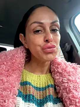 Snapshot of ainaht chatting on 3, 12, 2025 ainaht online show from 3, 12, 2025