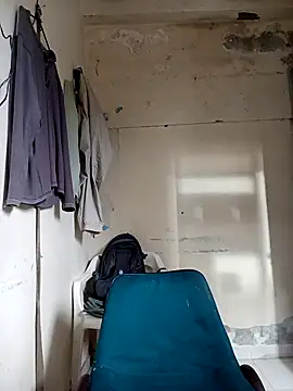 Snapshot of zamir_adam chatting on 15, 10, 2025 zamir adam online show from 15, 10, 2025