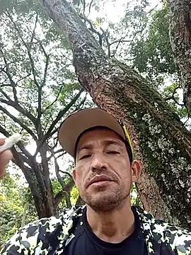 Snapshot of zamir_adam chatting on 18, 10, 2025 zamir adam online show from 18, 10, 2025