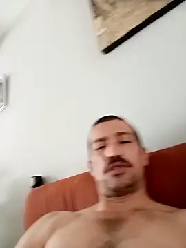 Snapshot of zamir_adam chatting on 11, 11, 2025 zamir adam online show from 11, 11, 2025