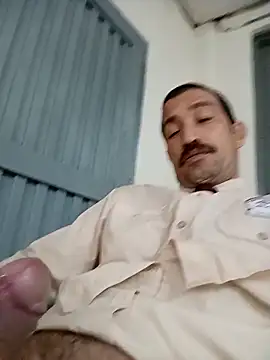 Snapshot of zamir_adam chatting on 17, 11, 2025 zamir adam online show from 17, 11, 2025